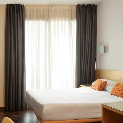 Barcelona Apartment Aramunt