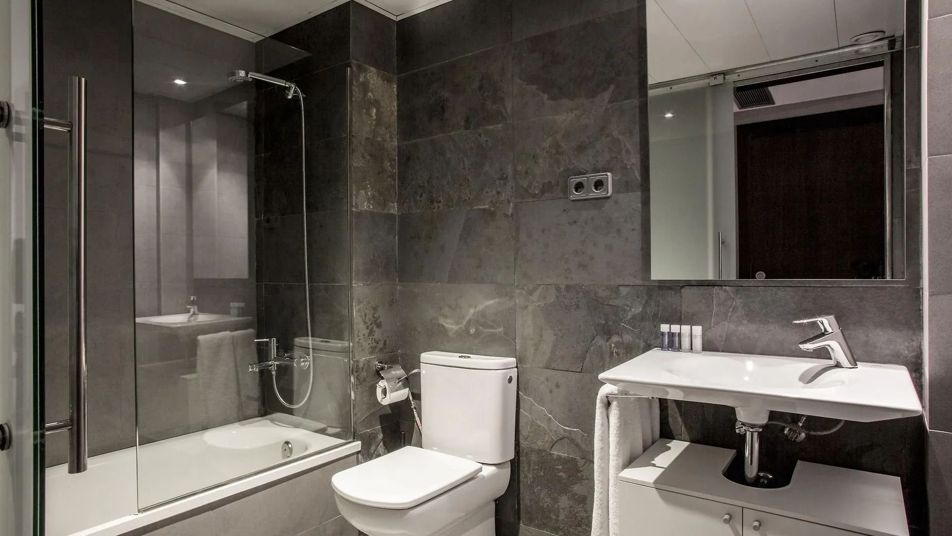 Aparthotel Barcelona Apartment Aramunt