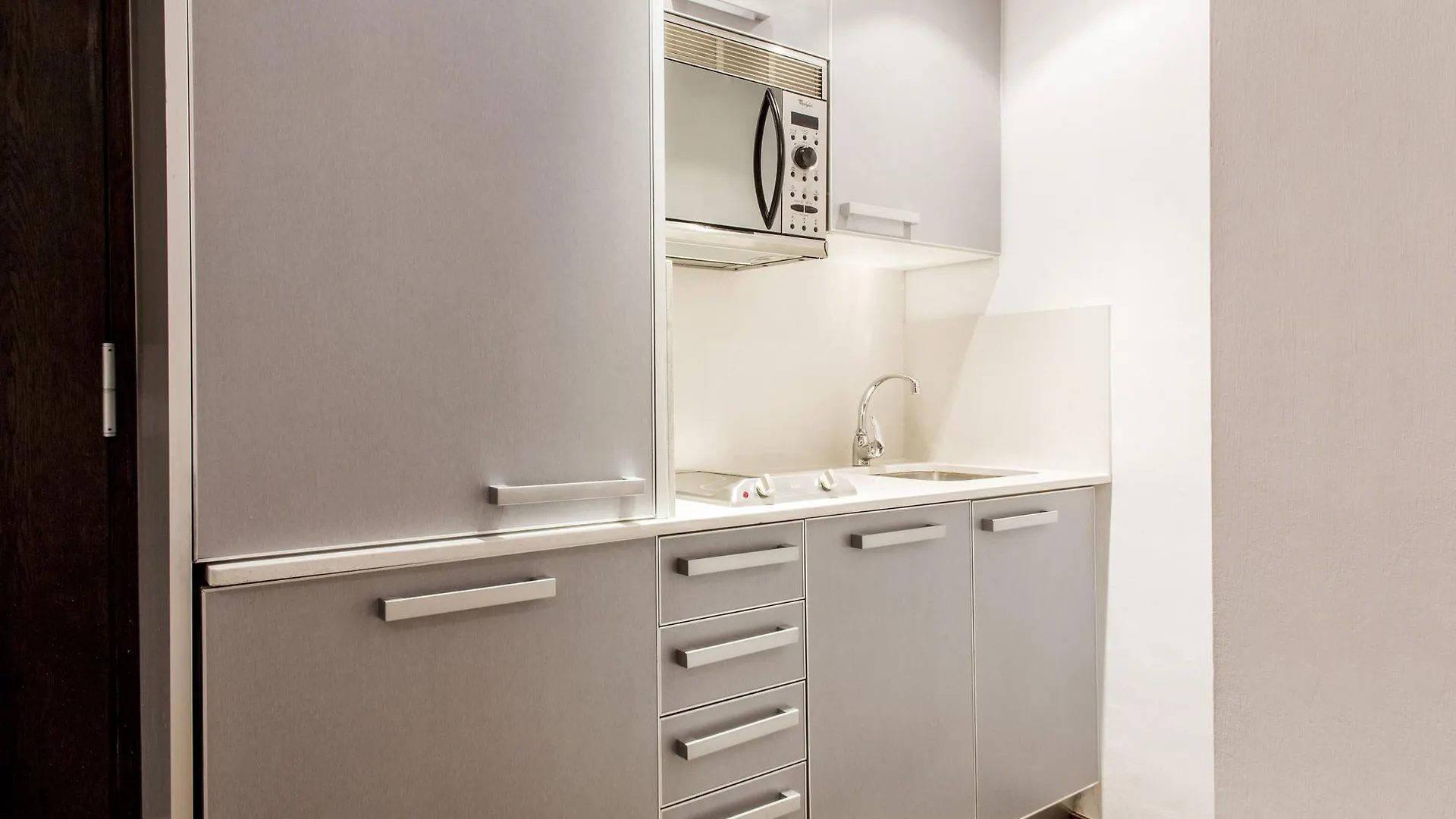 Barcelona Apartment Aramunt Aparthotel